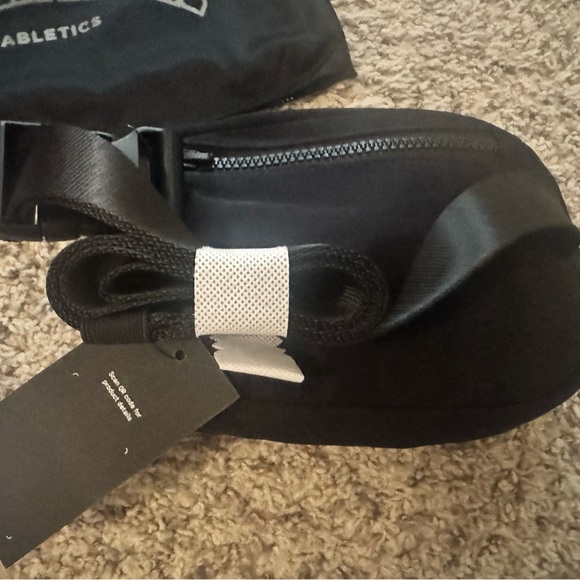 FABLETICS Set - Picture 2 of 2